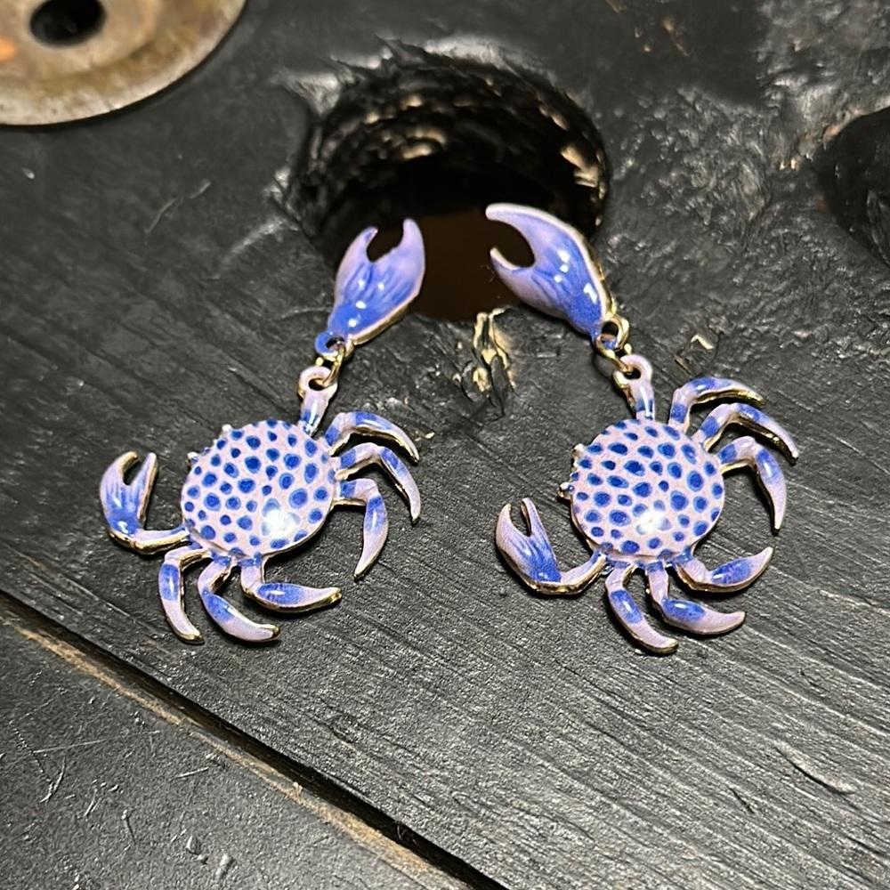Purple and Gold Crab Earrings - Picture 3 of 4